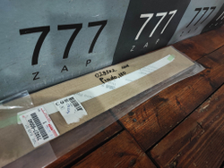 Наклейка двери задней правой LC Prado 150 Новая Оригинал 7592760040