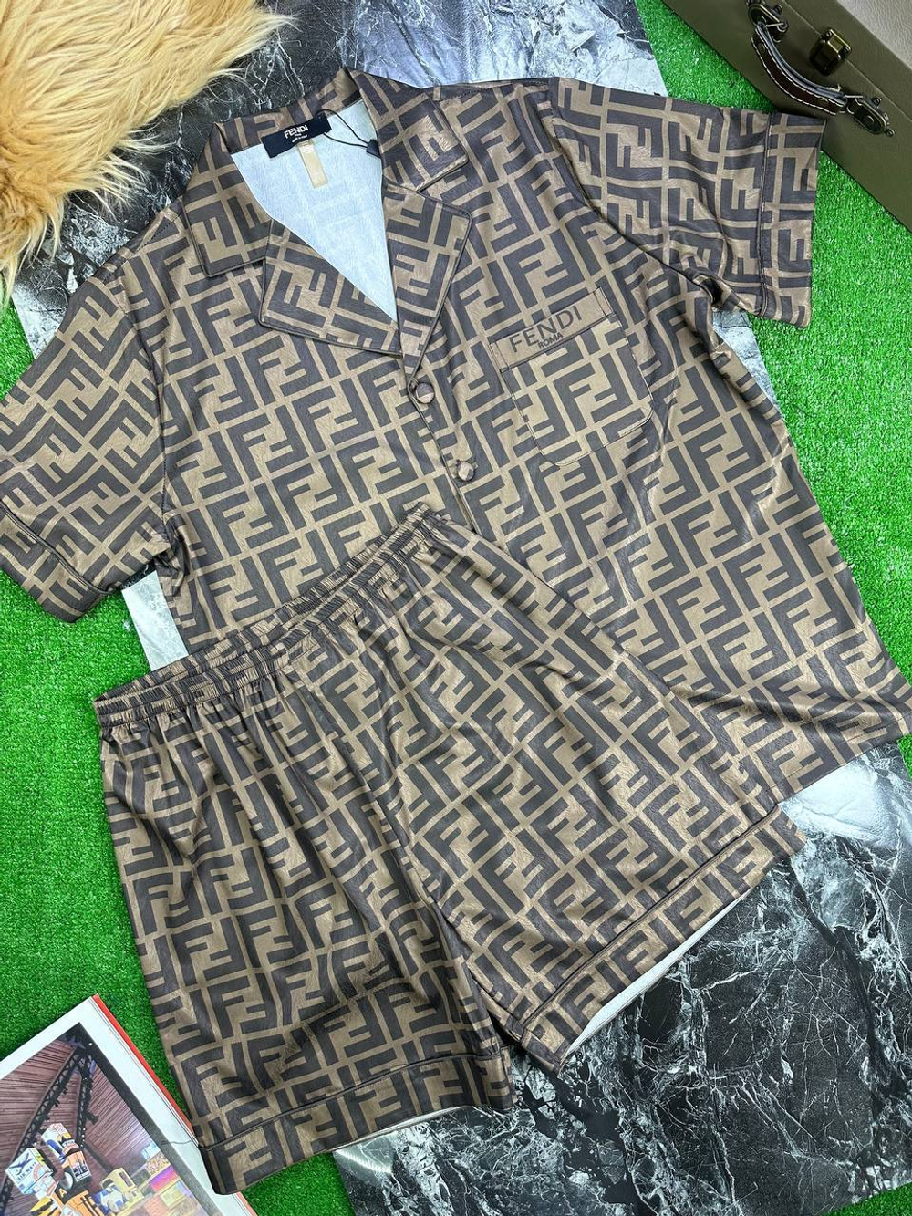 Костюм Fendi