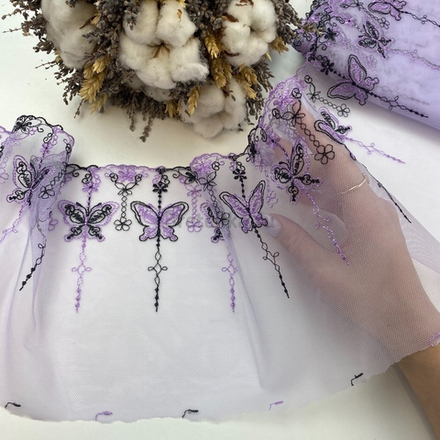 Вышивка на сетке светло-фиолетовая 17 см