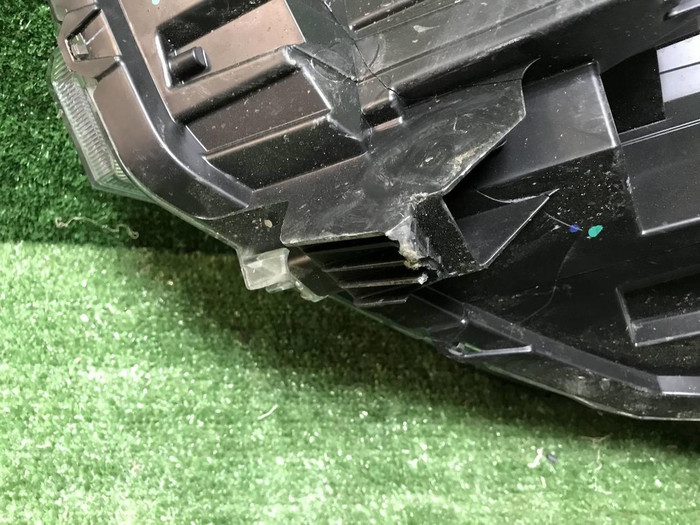 Фара правая Haval F7 (2018-2024) LED