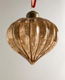 ZARA HOME ЕЛОЧНОЕ УКРАШЕНИЕ «ЮЛА» С РЕЛЬЕФНЫМ УЗОРОМ В ПОЛОСКУ, СЕРЕБРЯНЫЙ