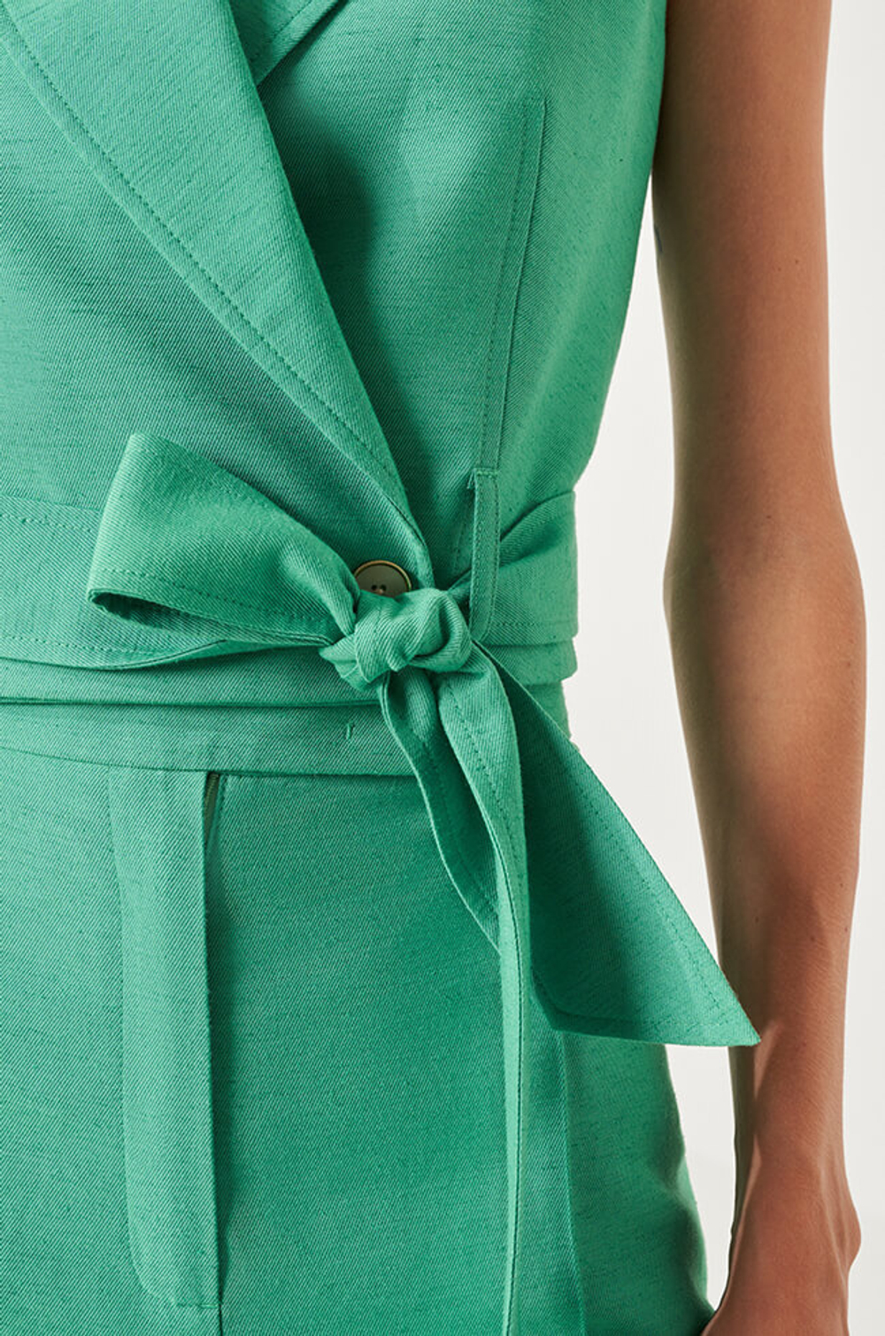 1830 Жилет женский (зеленый)