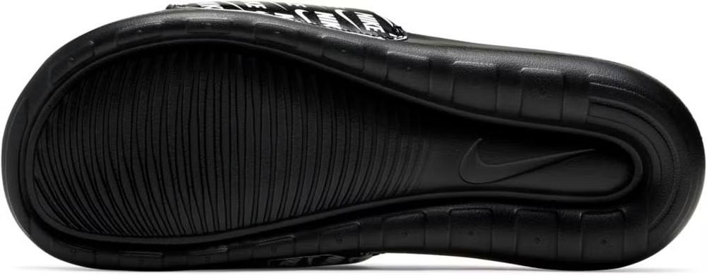 CN9678-006 ПАНТОЛЕТЫ для активн.отдыха NIKE VICTORI ONE SLIDE PRINT