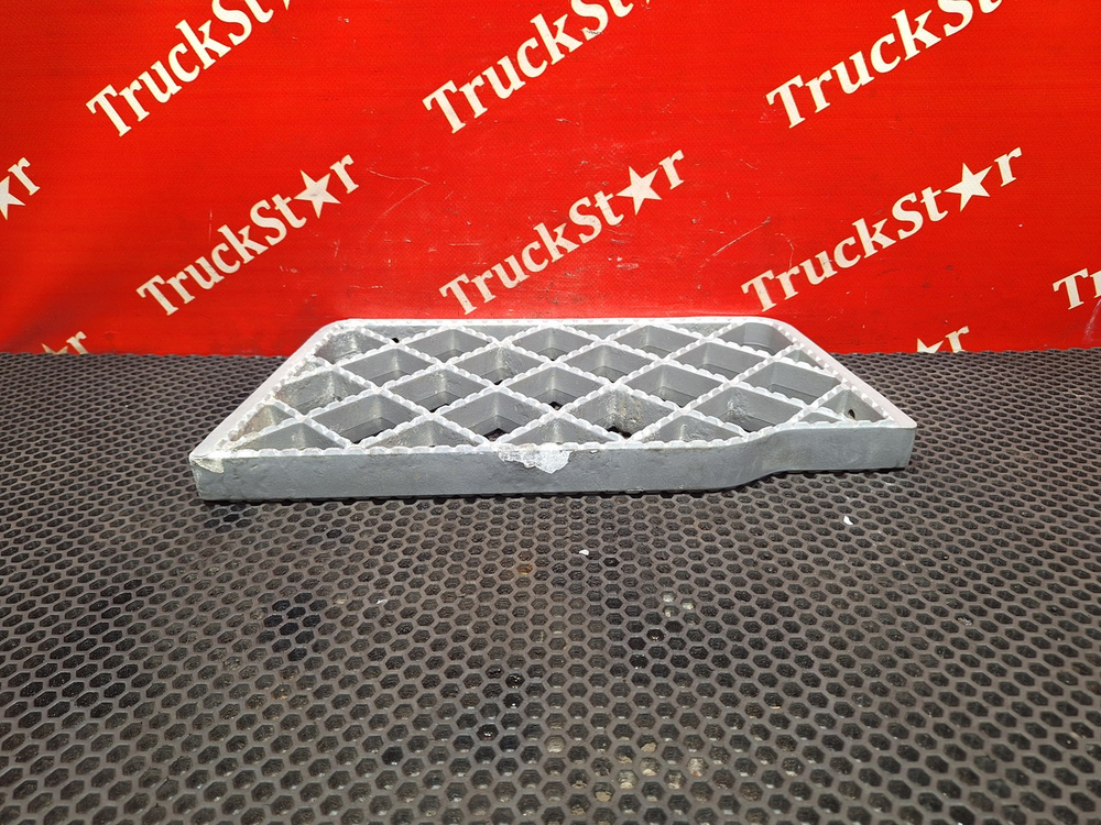 Ступенька подножки 2023г.