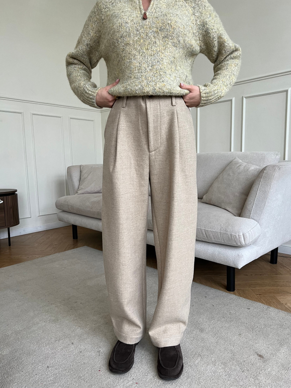 Брюки-бананы Winter бежевый