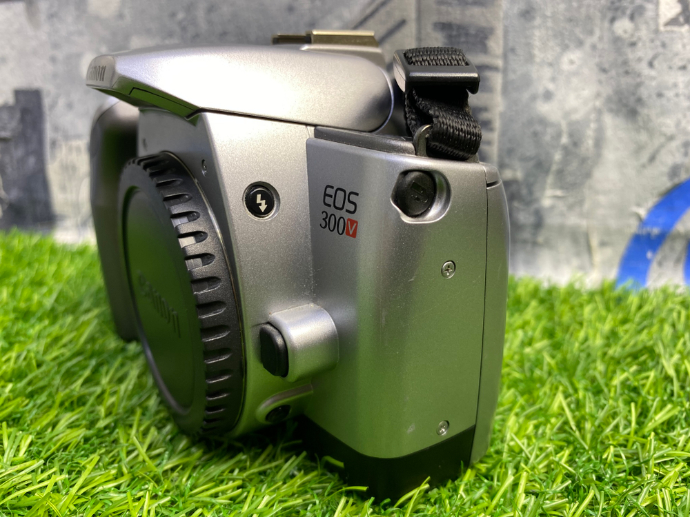 Canon EOS 300V kit 28-80mm Покупка/Продажа