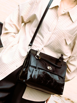 женская сумка на плечо из натуральной кожи