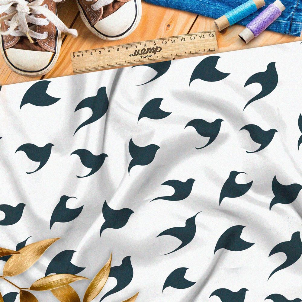 Ткань премиум интерлок темные эскизы птиц на белом