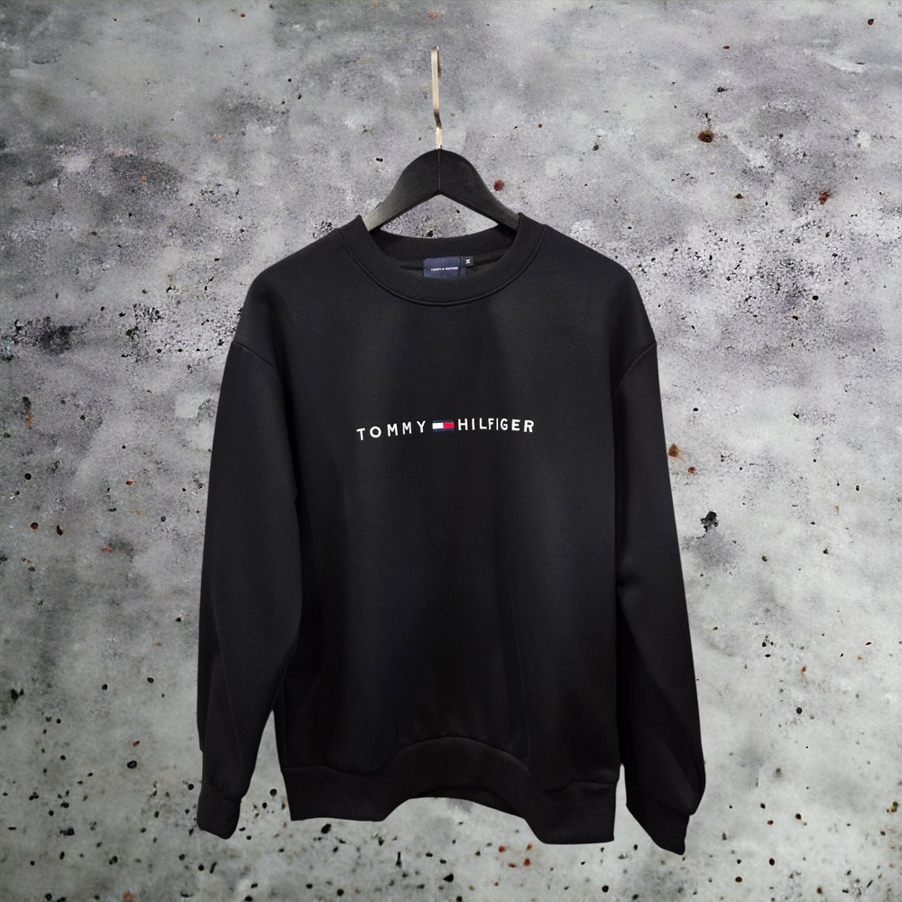 Свитшот Tommy Hilfiger #2 • Черный