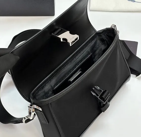 Сумка Prada saffiano чёрная