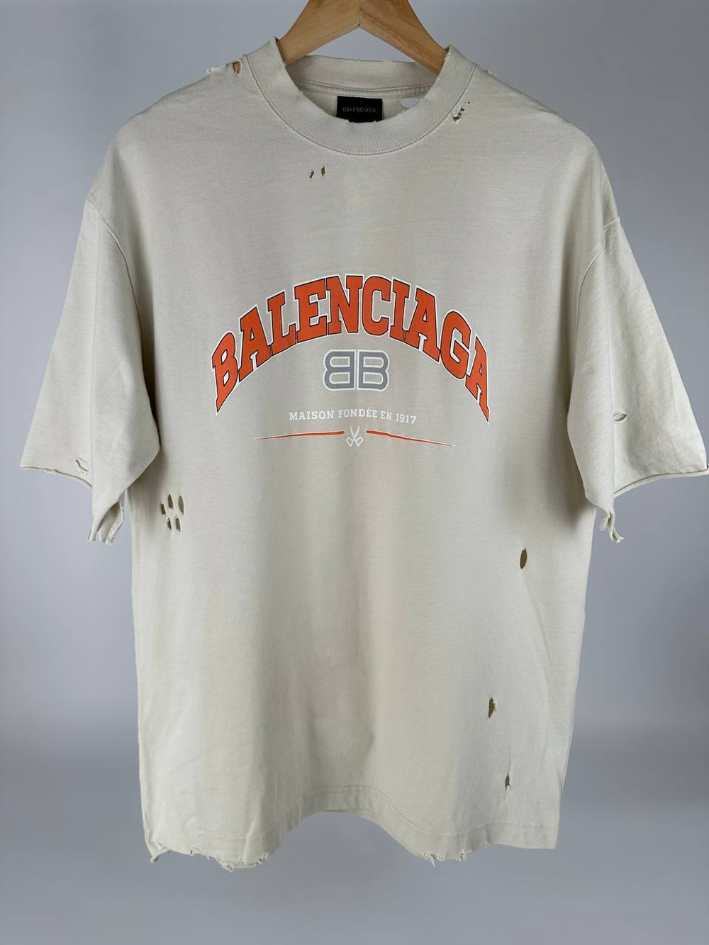 Футболка Balenciaga