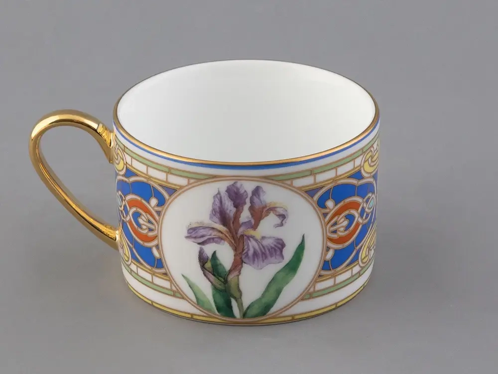 Подарочный набор чашка с блюдцем 250 мл, форма Соло, рисунок Нежный Ирис, арт. 81.32657.00.1