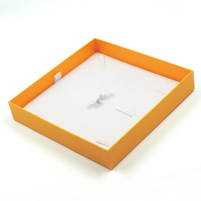 Футляр картонный с бантиком, серия "Подарочная", 190х190х35 мм