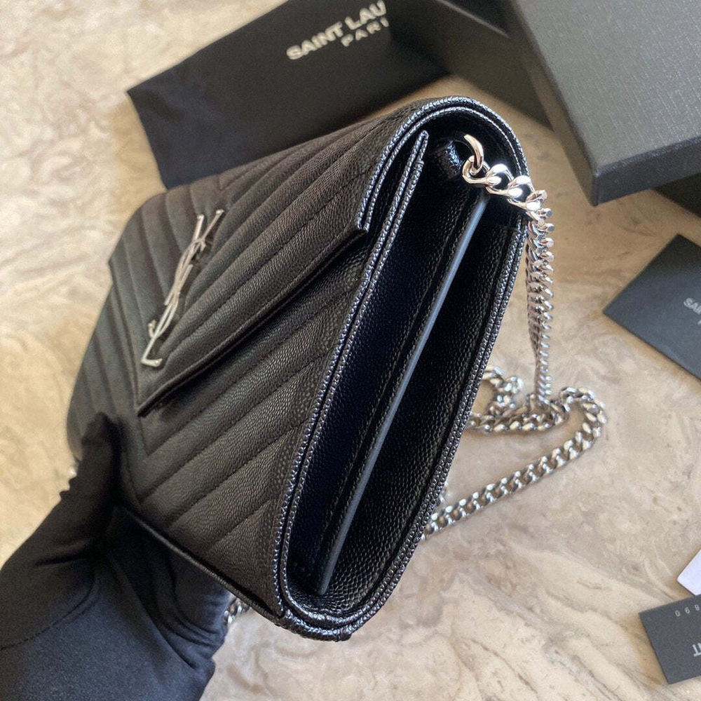 Yves Saint Laurent Woc 22 cm