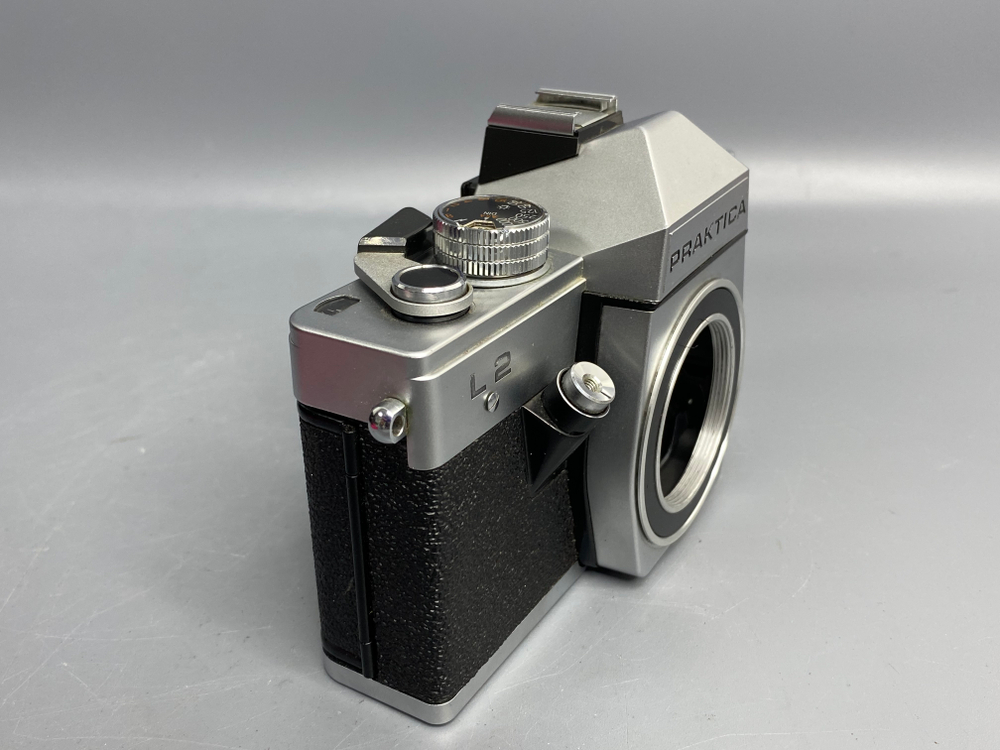 Praktica L2