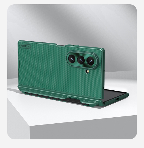 Чехол зеленого цвета (Dark Green) с MagSafe и держателем для S Pen от Nillkin для Samsung Galaxy Z Fold 7, серия Super Frosted Shield Fold Magnetic
