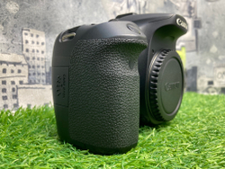 Canon EOS 70D 22.800 кадров