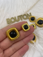 Пуговицы квадратные золотистые с черной эмалью