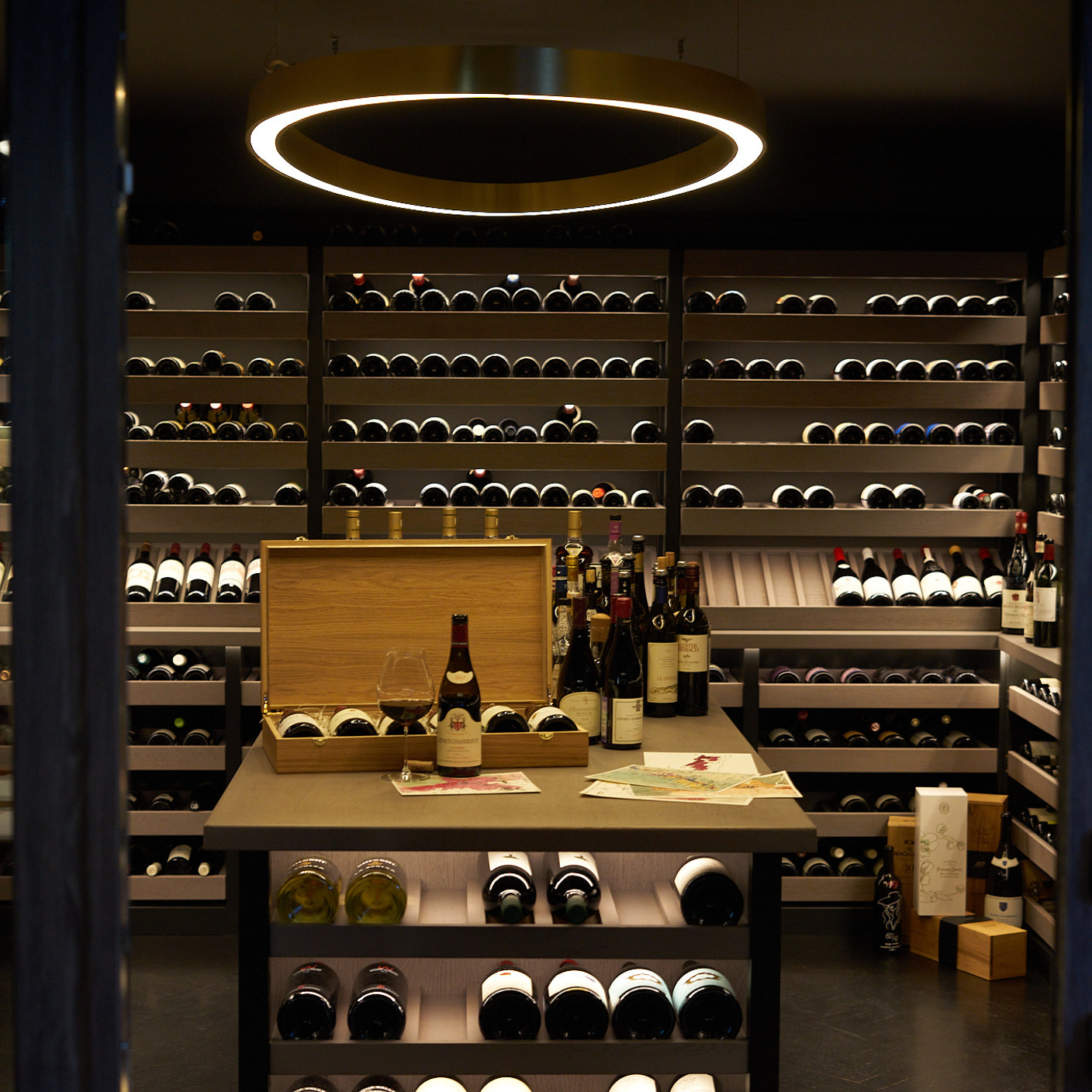 Место и оборудование в котором время работает на Вас!