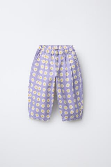 ZARA БРЮКИ СВОБОДНОГО КРОЯ ИЗ САРЖИ С ЦВЕТОЧНЫМ ПРИНТОМ, СИРЕНЕВЫЙ