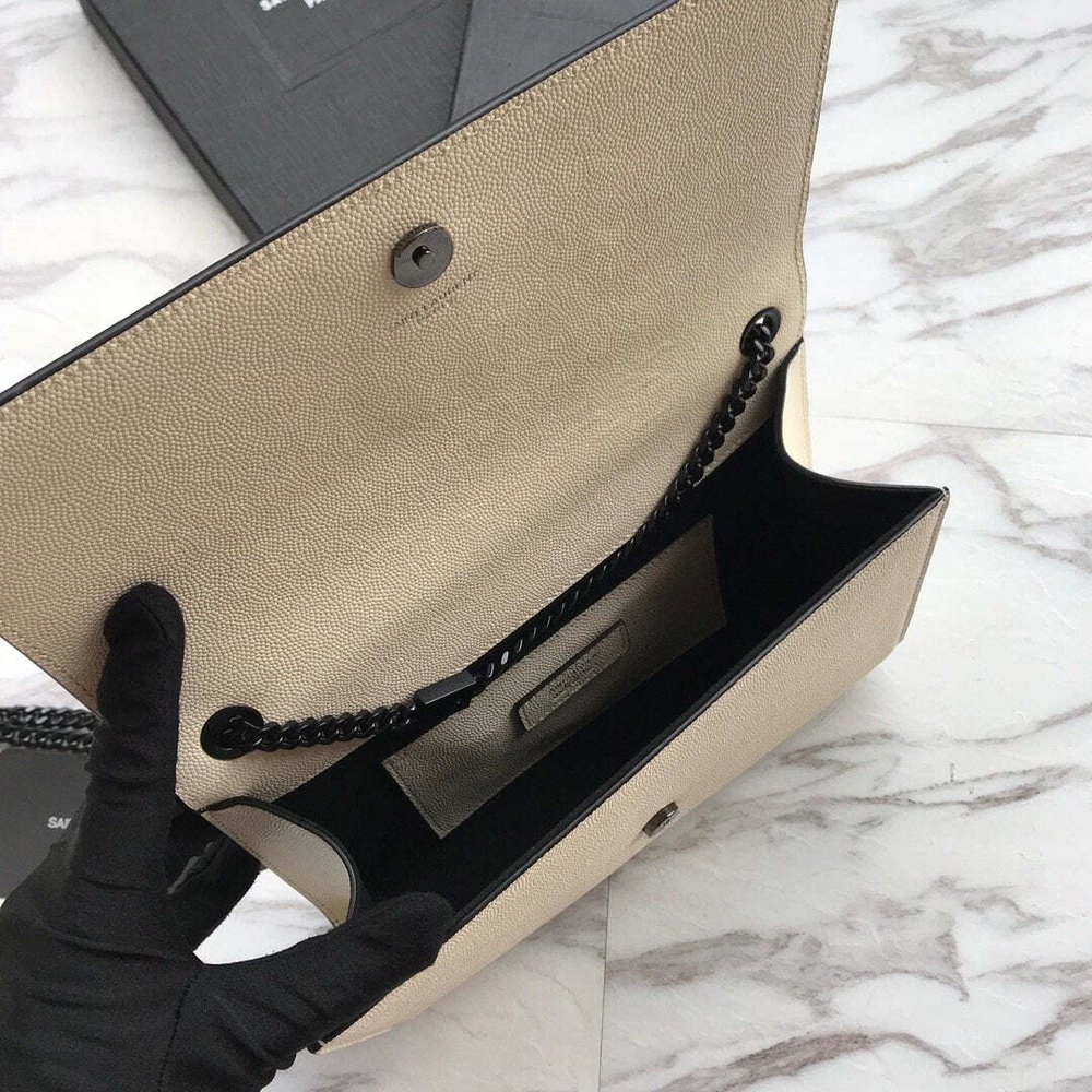 Yves Saint Laurent Kate 24 cm