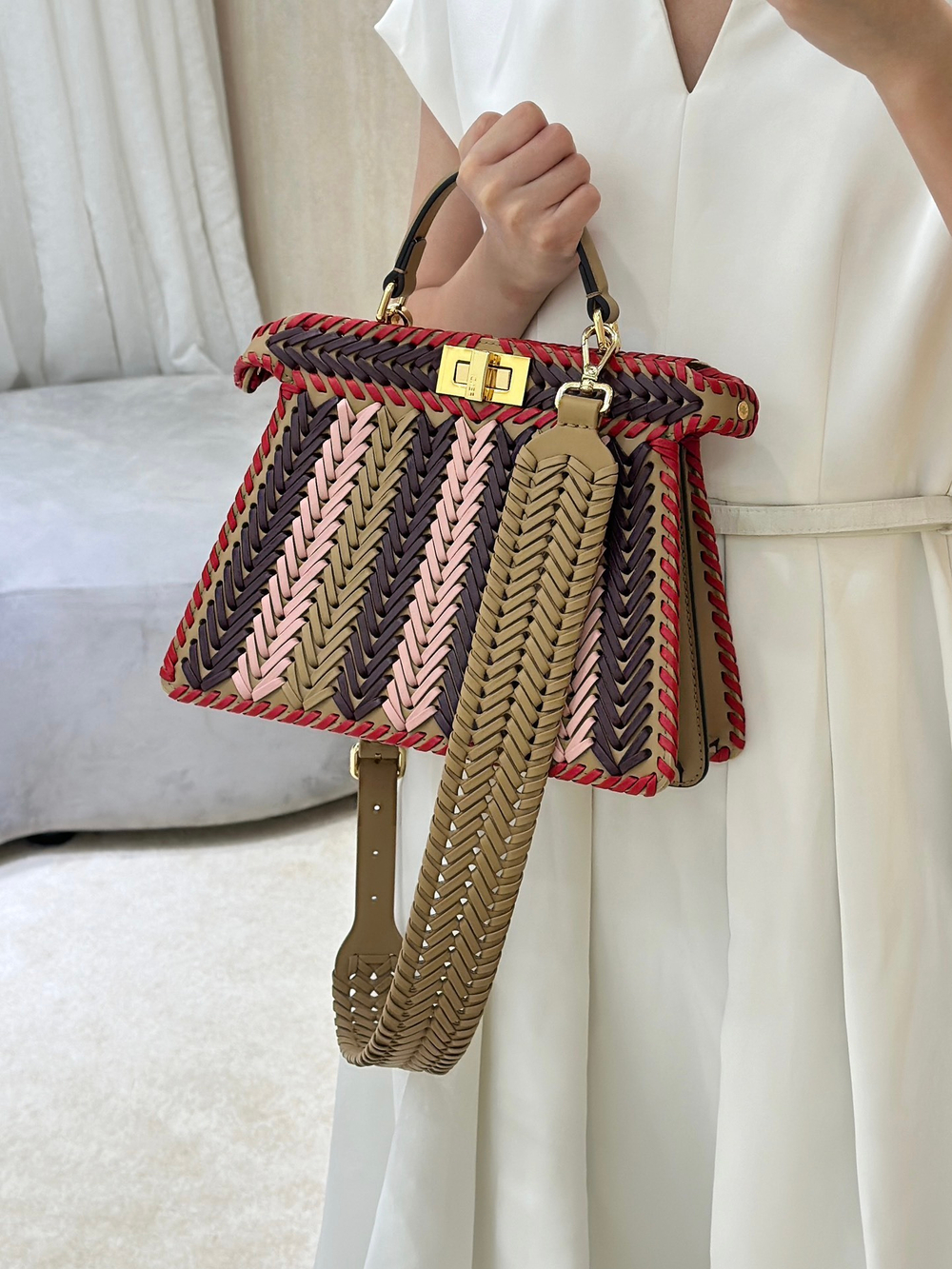 Fendi Peekaboo ISeeU Small 27 cm
