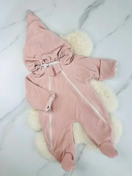 Комбинезон велюровый для новорожденного