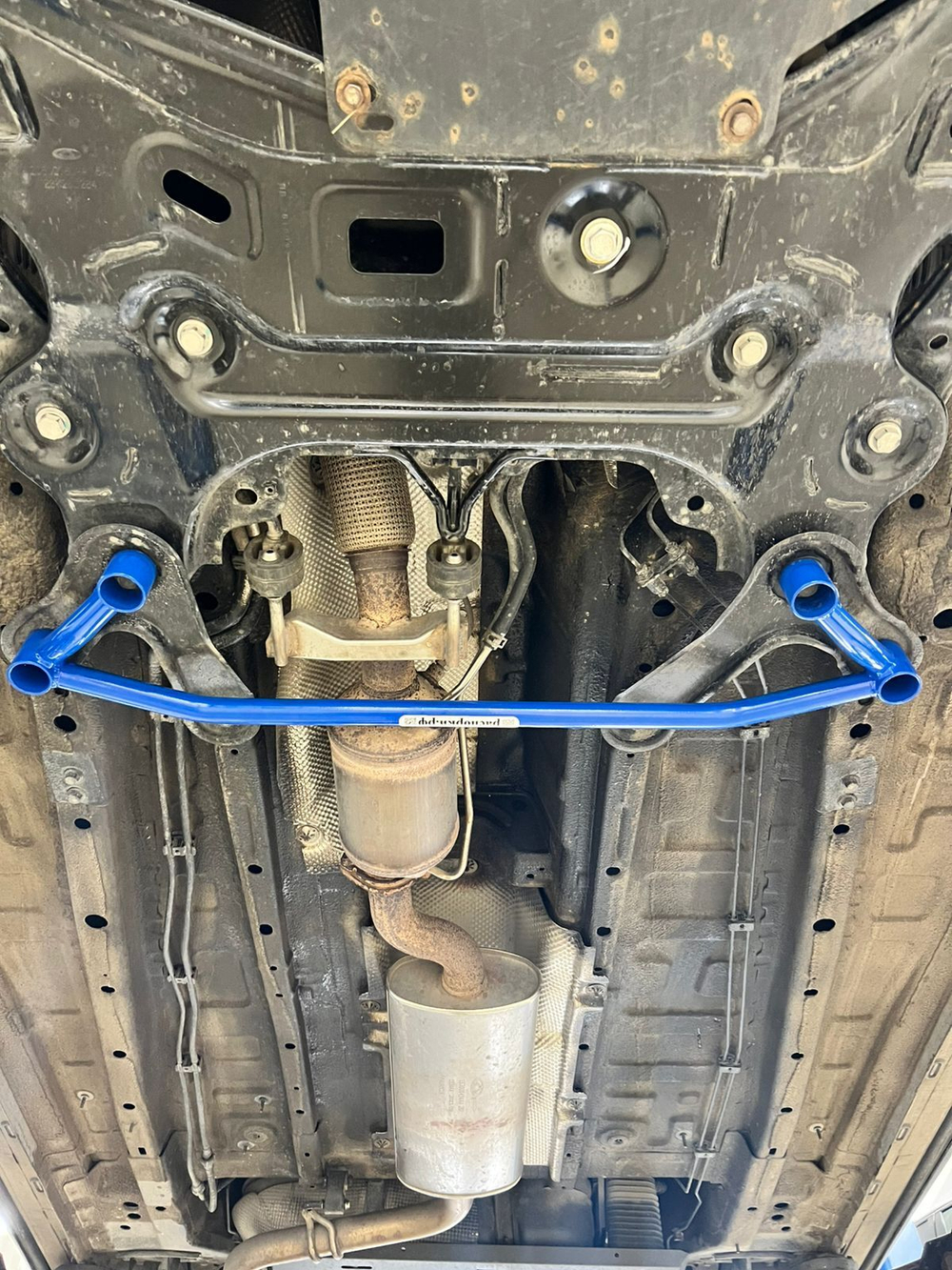 Распорка передняя нижняя Chery Tiggo 8 Pro, 7 Pro Max, Jaecco j7 (ПОД ЗАКАЗ)