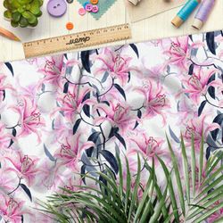 Ткань поплин розовые лилии с синей листвой на белом фоне