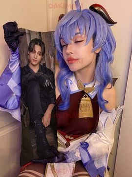 Мини дакимакура Чон Уен из Эйтиз арт. M1045, 60х20 см