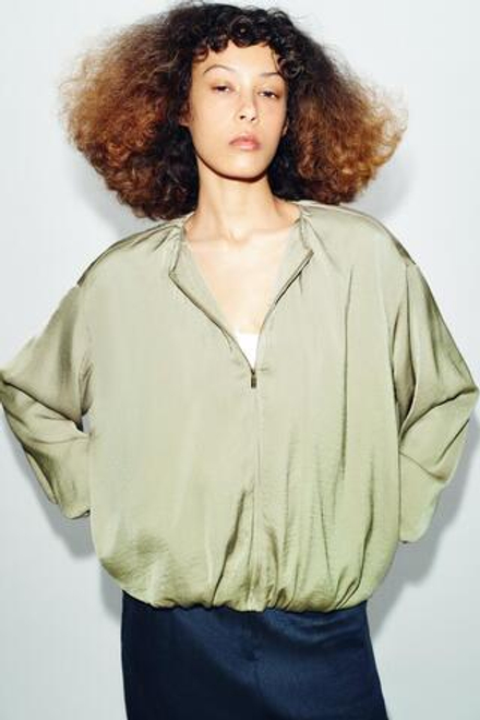 ZARA СВОБОДНЫЙ БОМБЕР-БАЛЛОН, СВЕТЛЫЙ ХАКИ