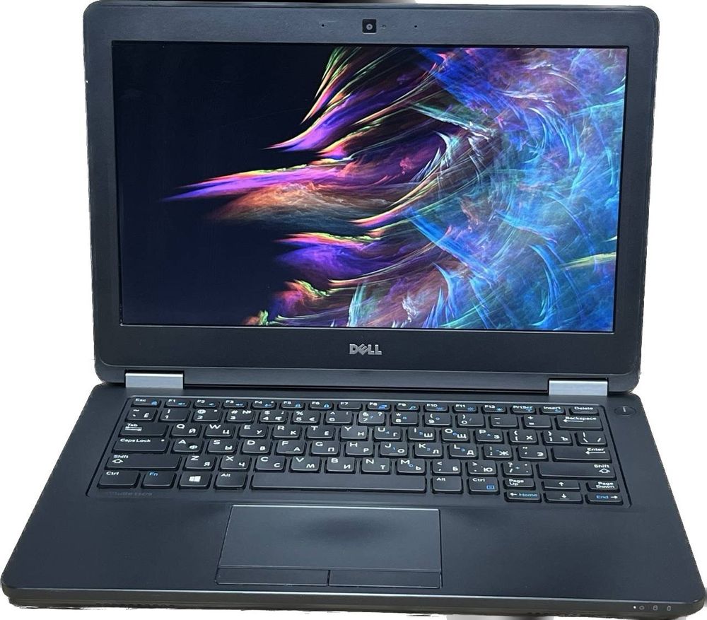 14" Уценённый ноутбук Dell Latitude E5470  (1366x768, Intel Core i5-6200U, RAM 8ГБ, SSD 256ГБ, Intel HD Graphics 520, Win 10 Pro)