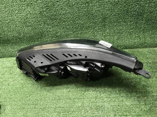 Фара правая Kia Sorento 3 UM Prime (2017-2020) LED