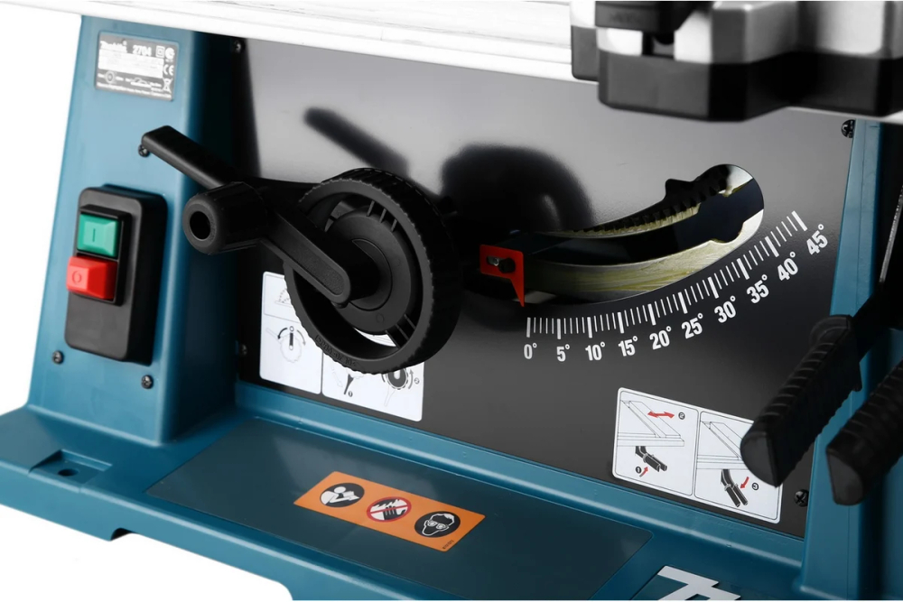Станок распиловочный Makita 2704