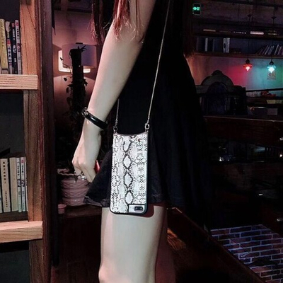 Чехол c цепочкой для iPhone 7/ 8 , 010792 Золотой