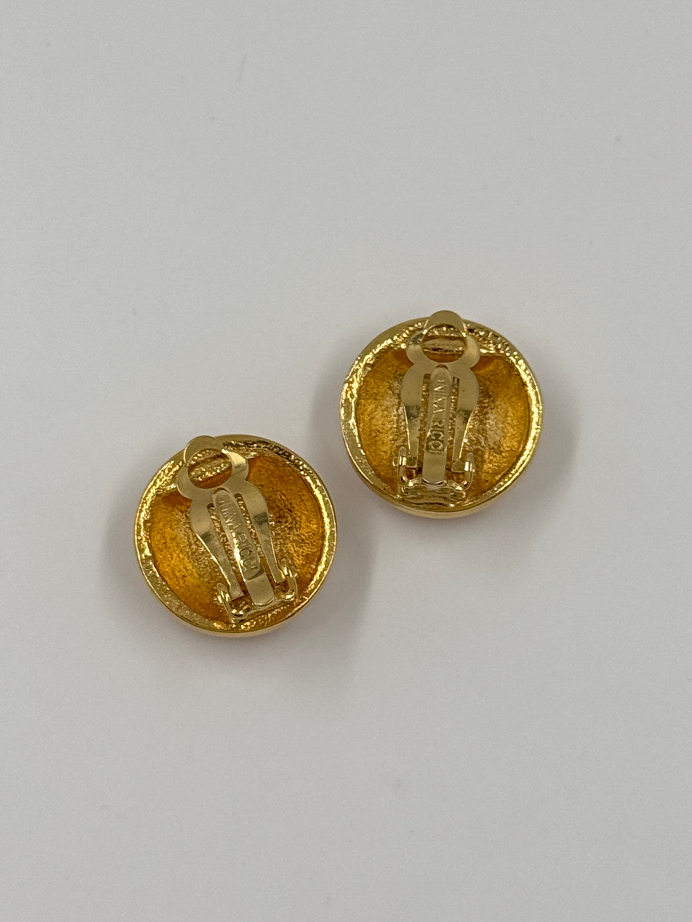 Клипсы Nina Ricci