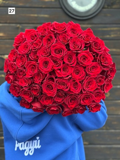 Красные розы 51шт