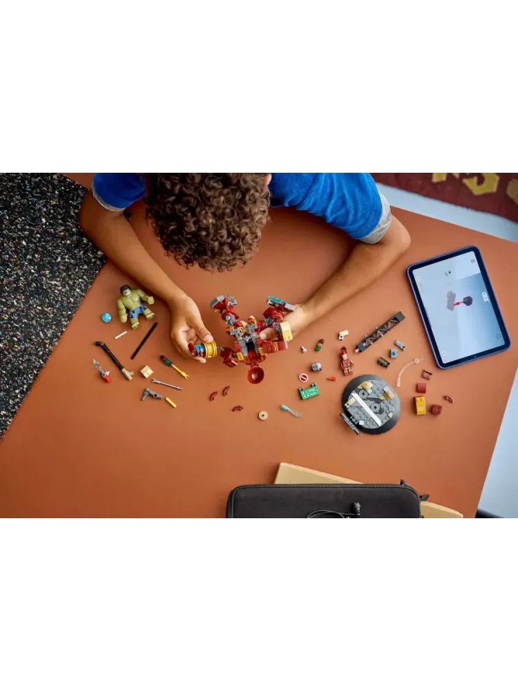 Конструктор Marvel 76343 Халкбастер против Халка