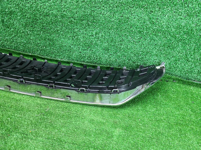 Решетка радиатора Peugeot Traveller (2016-н.в.)