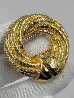 Брошь Burberrys