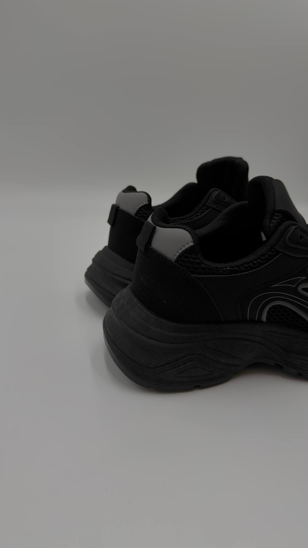 Кроссовки женские экокожа арт. 841-11 цвет "чёрный"