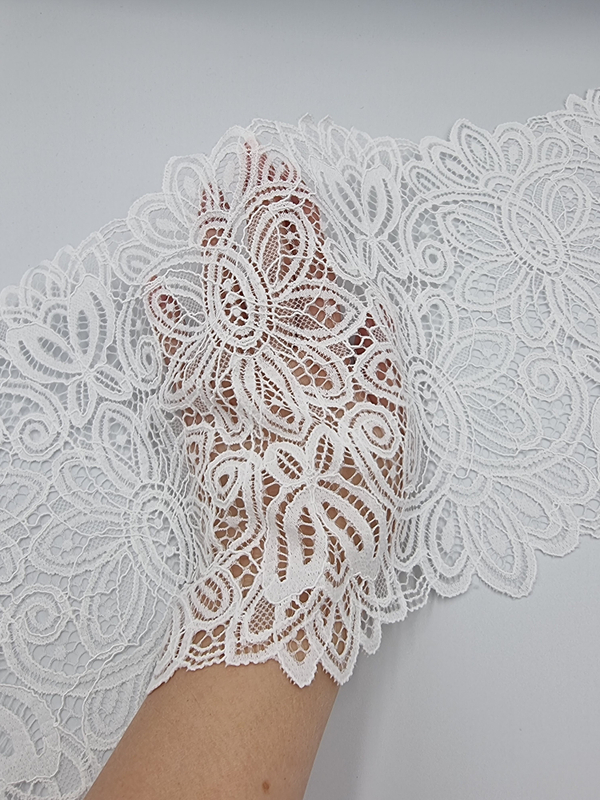 Кружево эластичное белое КС195 (21 см)