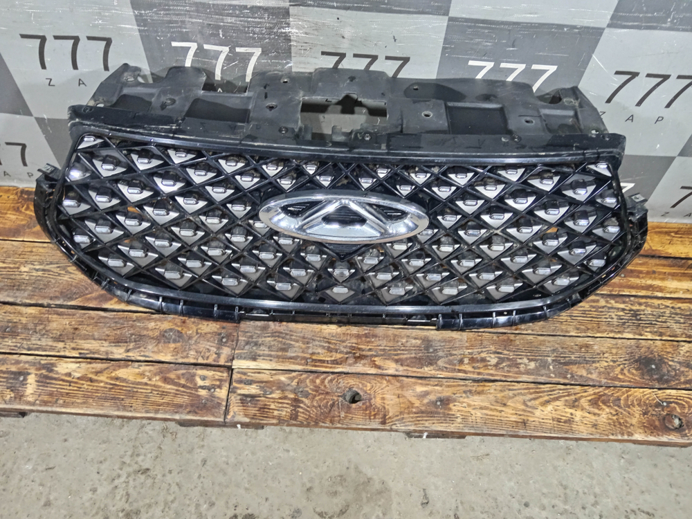 Решетка радиатора Chery Tiggo 7 Pro 20-нв Б/У Оригинал 602001338AA