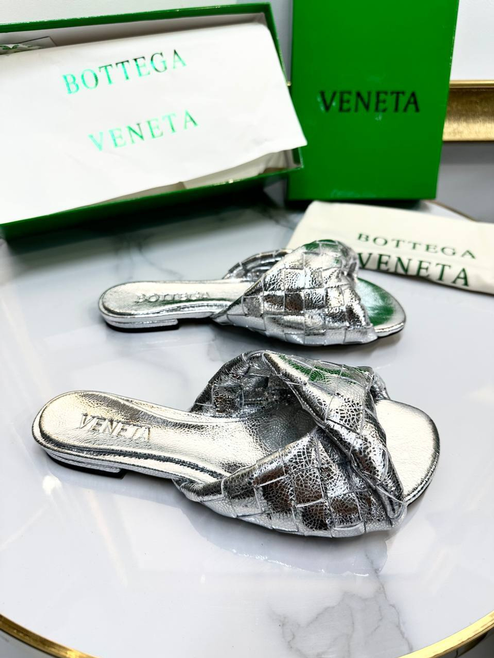 Шлепанцы Bottega Veneta