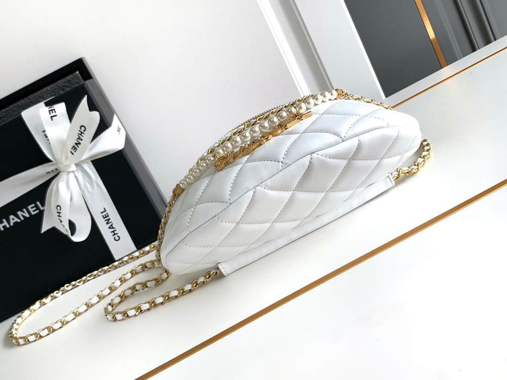 Chanel Bag 24 cm
