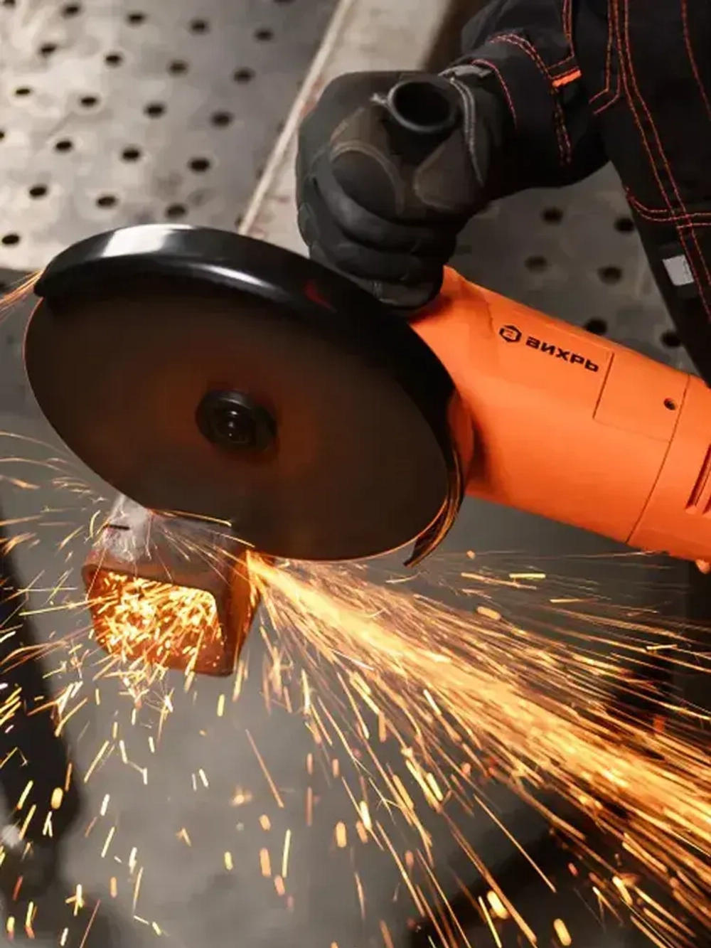 Болгарка УШМ-230/2300 Вихрь 2300 Вт, 230мм, 6000 об/ мин, болгарка 230мм