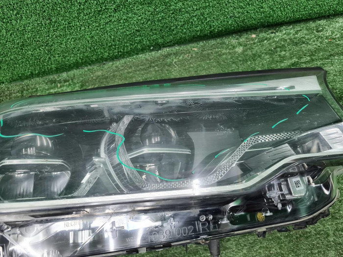 Фара правая BMW 5er G30 (17-20) Adaptive LED