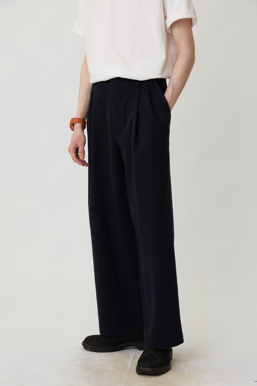 Брюки мужские со складками из шерсти в полоску