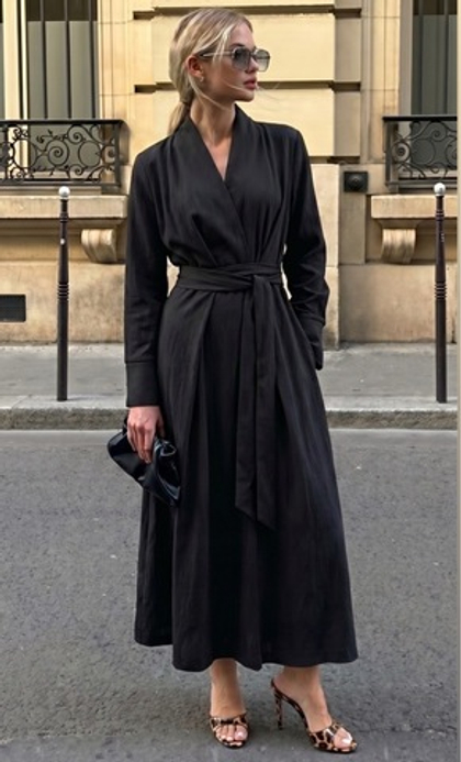 Платье на запах в макси длине