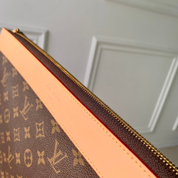 Louis Vuitton Pochette Jour